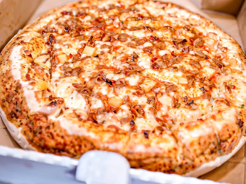Kike's Pizza Suc. Santa Elena
