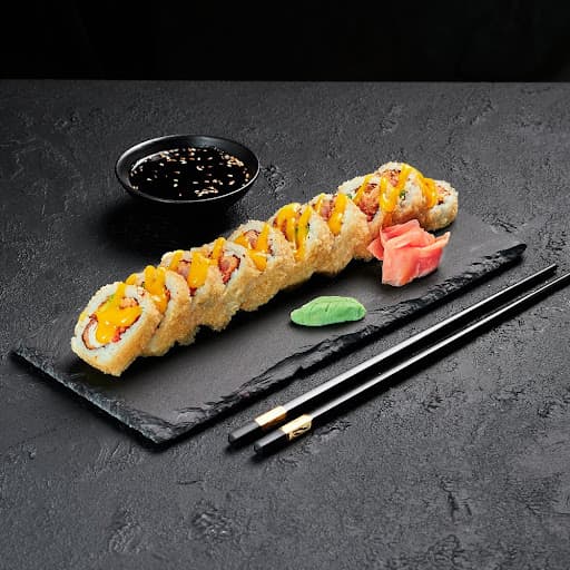 Salmon Crunch Roll