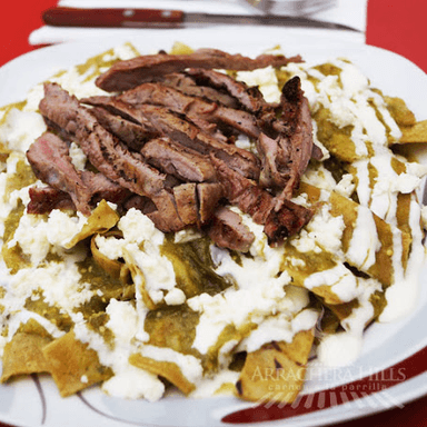 Chilaquiles con Arrachera