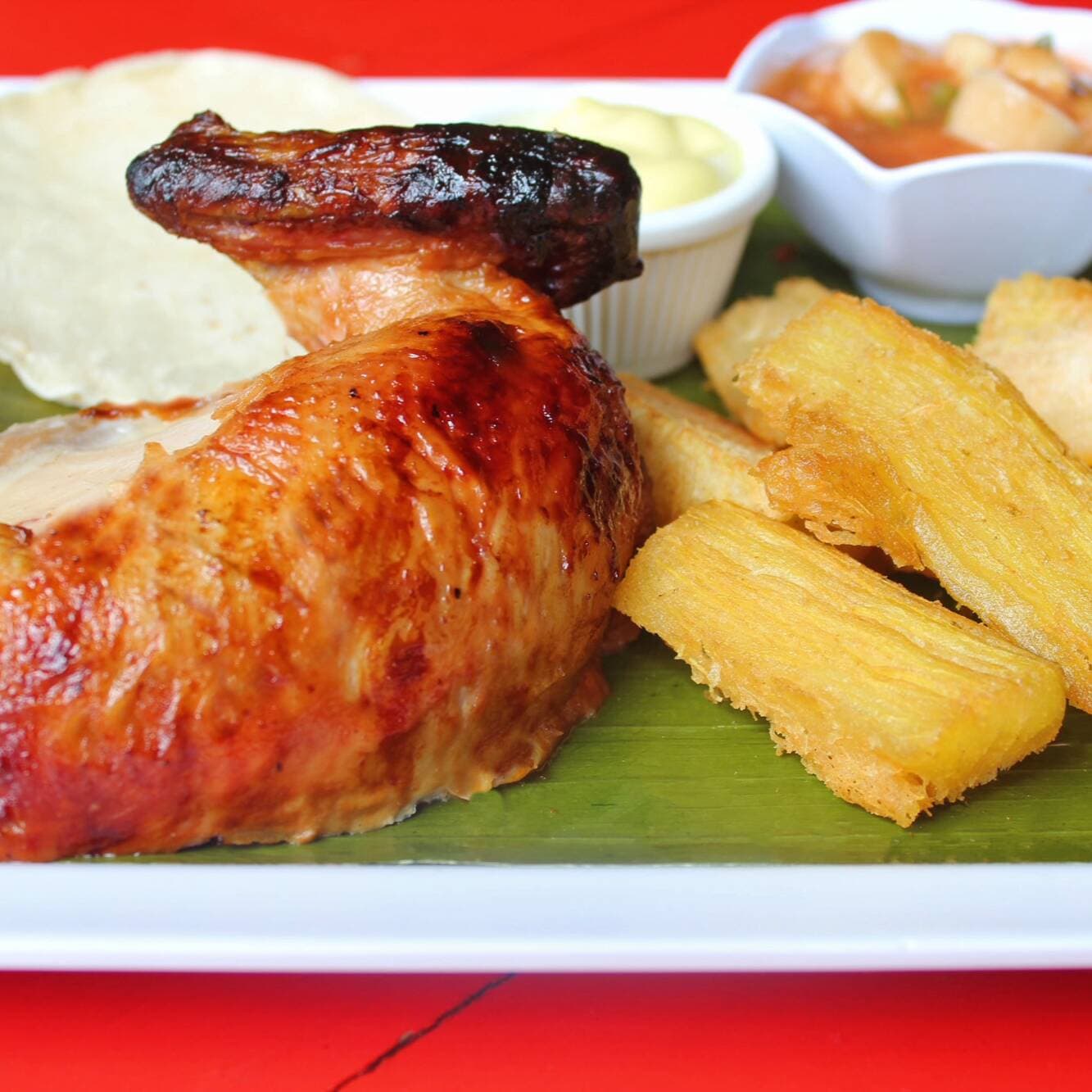 Combo de Pollo Asado con Yuca + Bebida