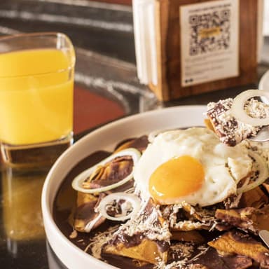 Omelette espinaca y queso