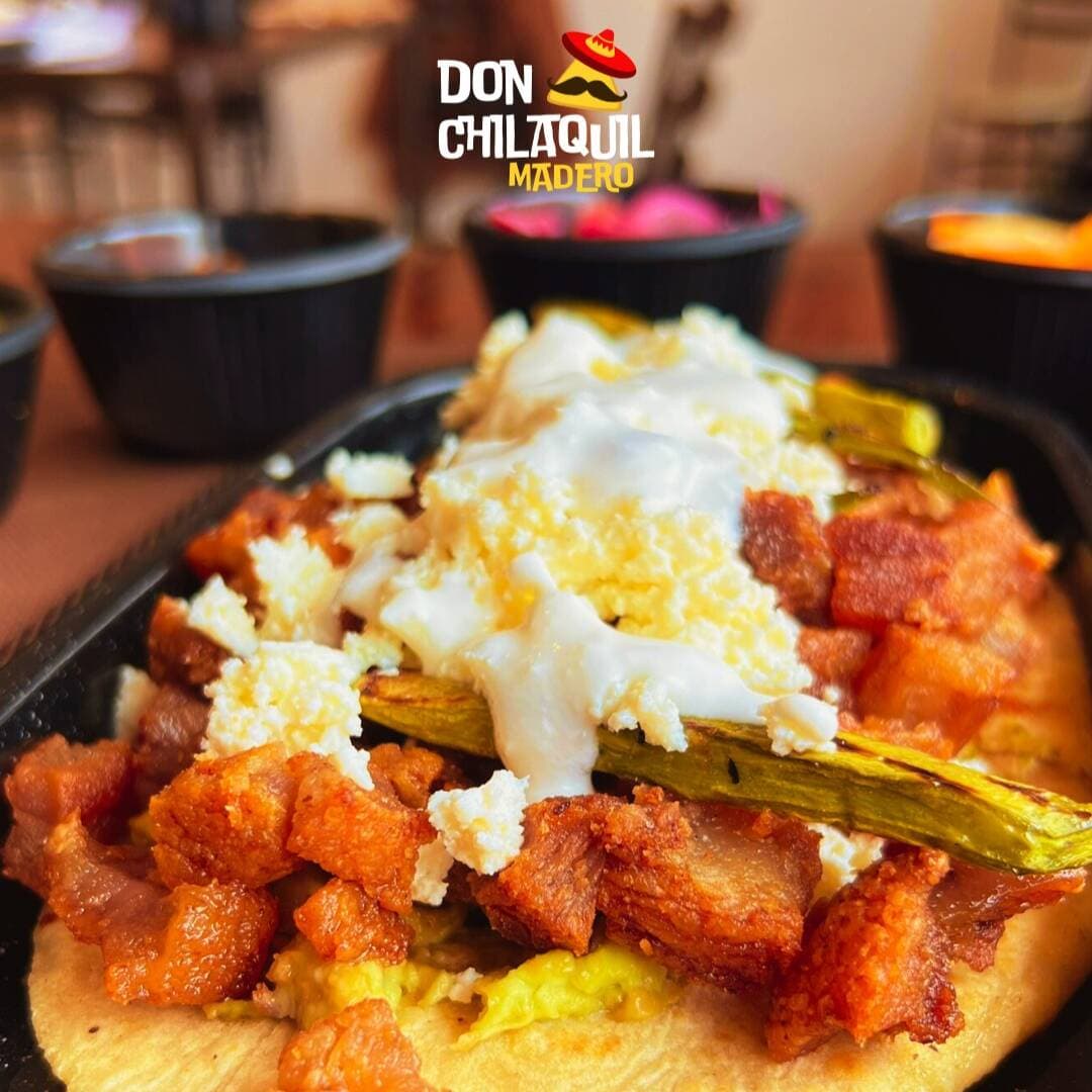 Huarache (Chicharrón de cachete)