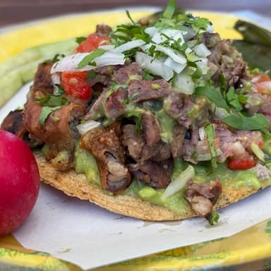 Tostada Campechana