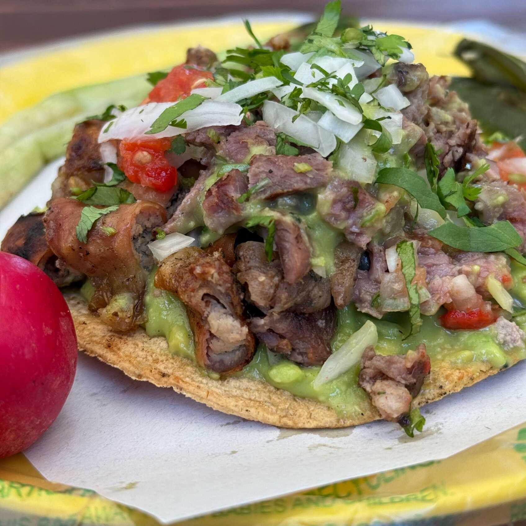 Tostada Campechana