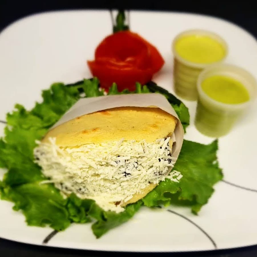 Arepa Dominó