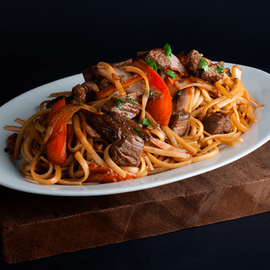 Tallarín Saltado de Carne