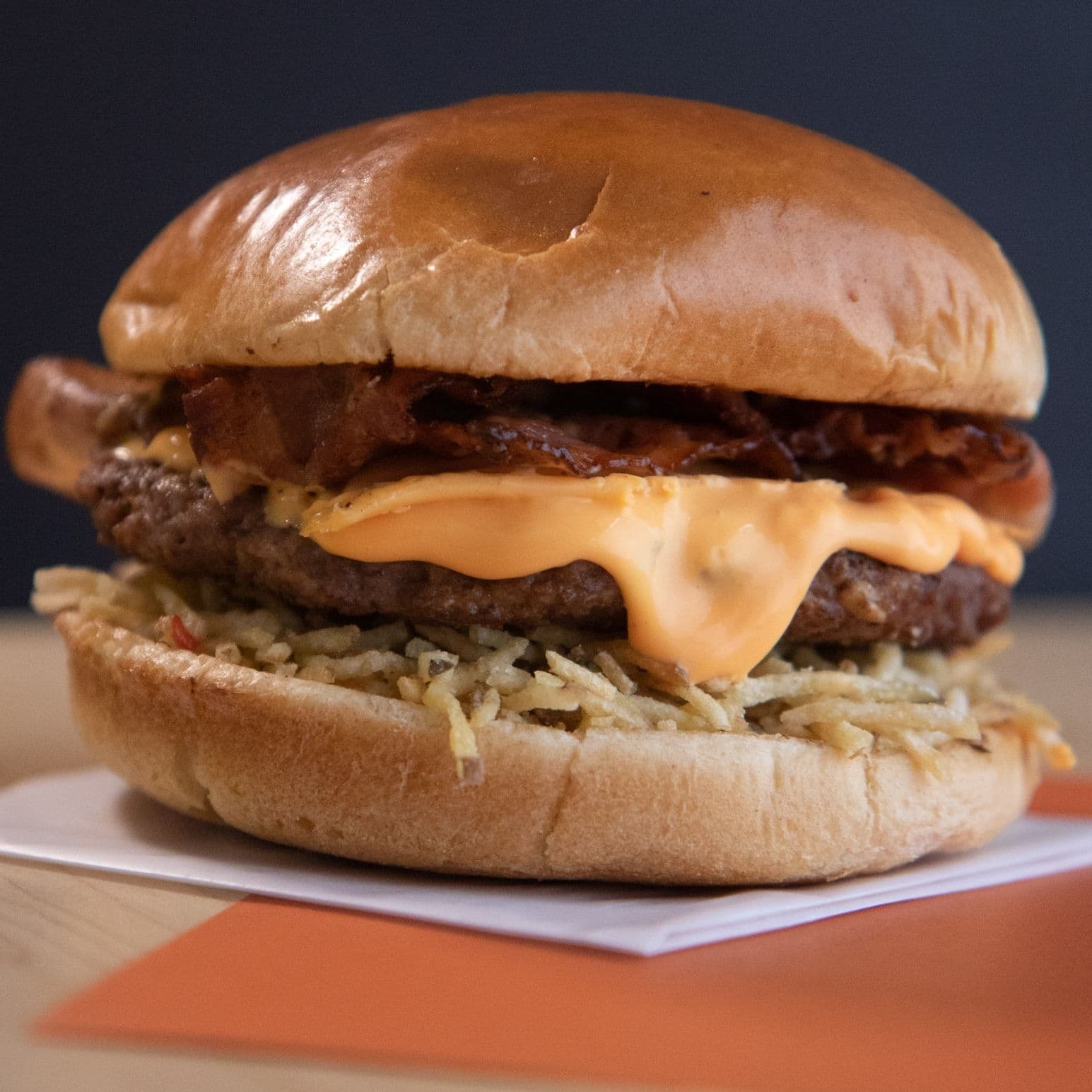 Hamburguesa Cheddar Tocineta