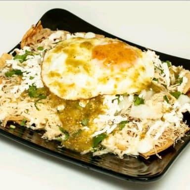 CHILAQUILES  AHUEVADOS