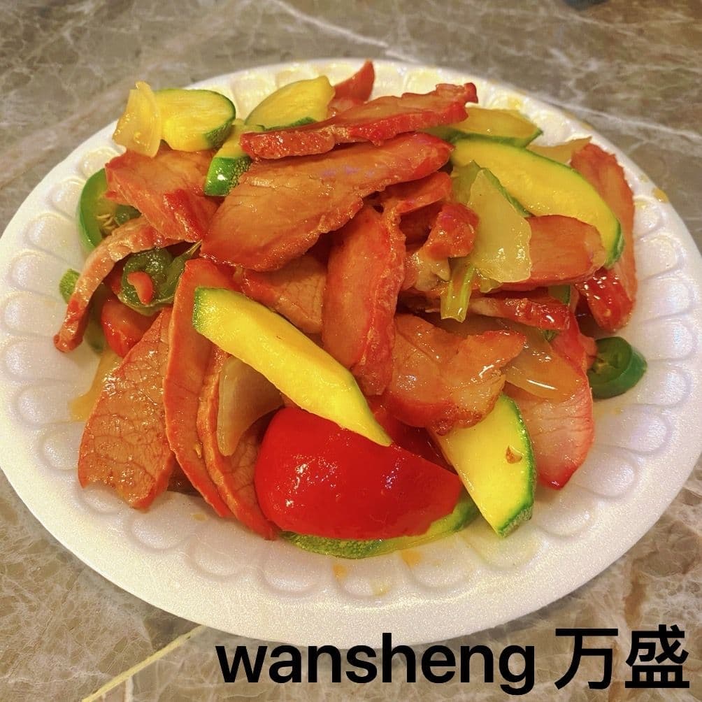 1/2 orden de cerdo asado 细盒叉烧