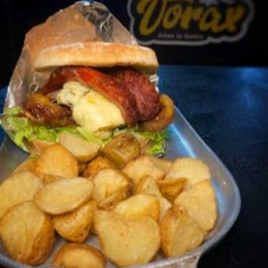 Hamburguesa de Churrasco y Chorizo Argentino