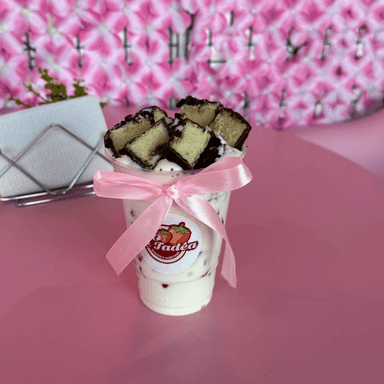 Fresas con Crema Mediana con Gansito