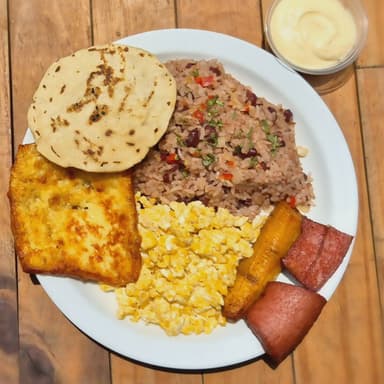 TITI DELUXE