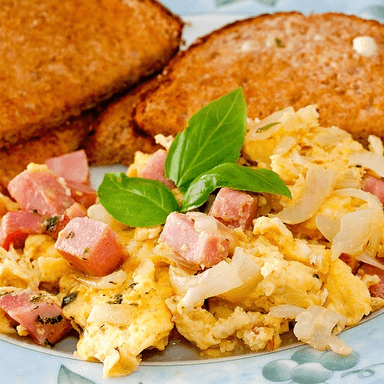 Huevos con Jamón