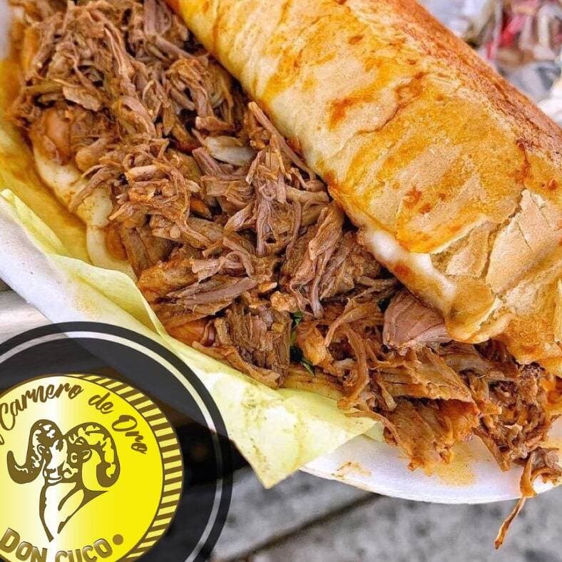 Torta de Birria