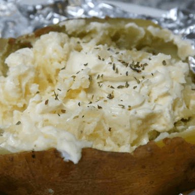 Papa Asada de Queso
