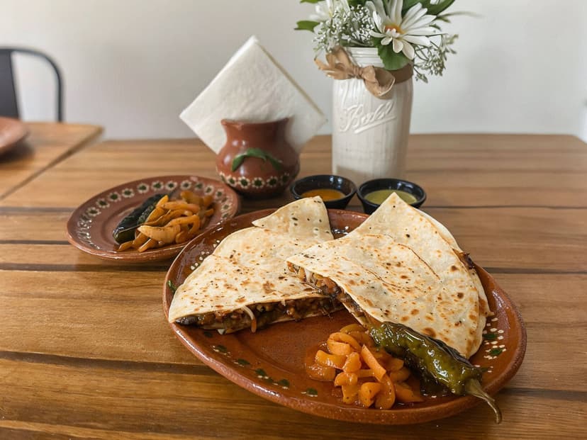 Tacos Y Montados Malibu