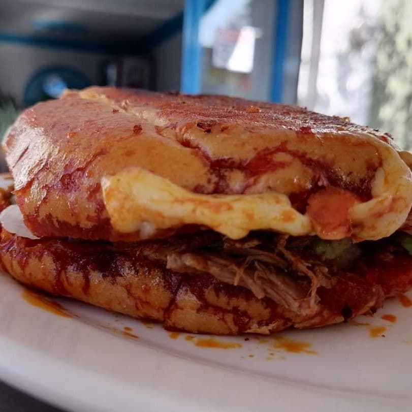 Combo 2 tortas Ahogadas + Refresco