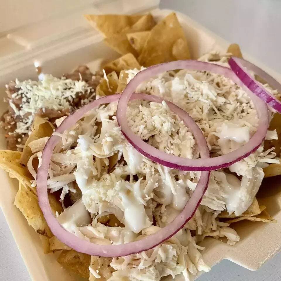 Chilaquiles (Selecciona tu proteína favorita)