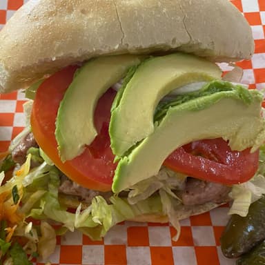 Torta de Arrachera