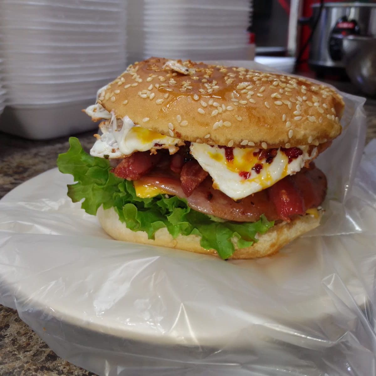 Hamburguesa Huevos Días