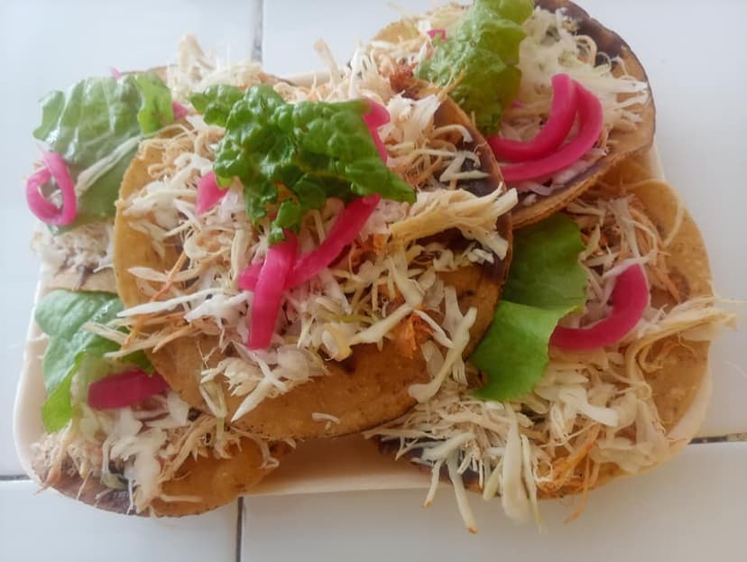 Antojitos La Morena