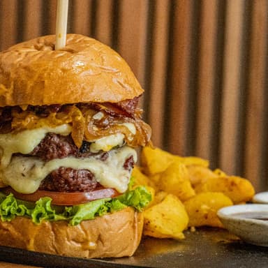 Combo Hamburguesa Urban + Papas + Gaseosa