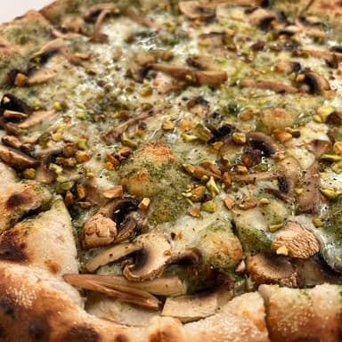 Pizza Champpesto