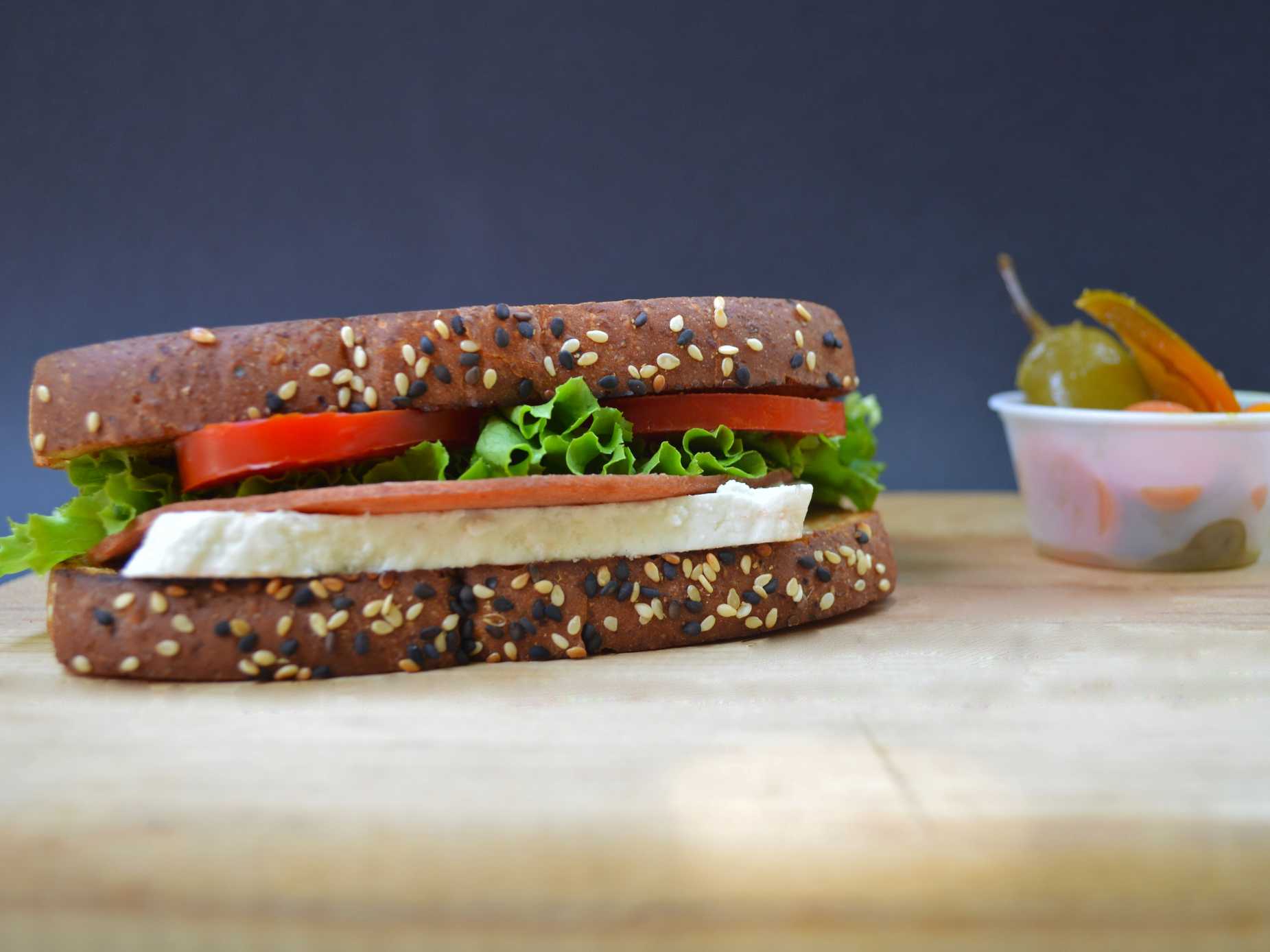 Sandwich de Panela y Jamón