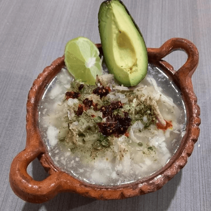 POZOLE  DE POLLO 1L