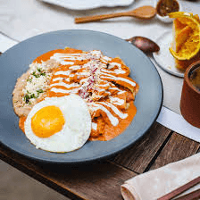Chilaquiles acompañados CHIPOTLE