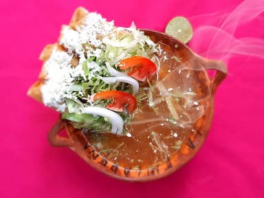 Flautas con Consomé