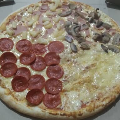 Pizza 4tro Estaciones.