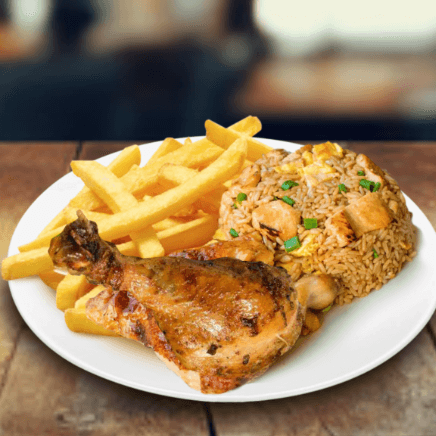 Salchi + 1/4 Pollo a la Brasa + Chaufa