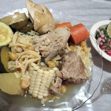 Puchero de tres carnes (media)