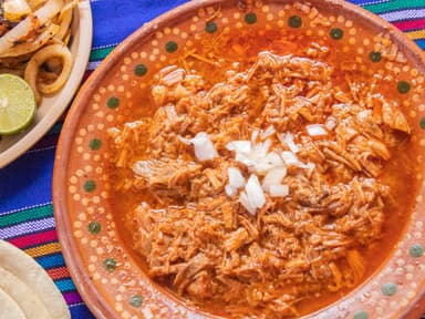 Orden de 1 Kilo de Barbacoa con Tortillas, Cebolla