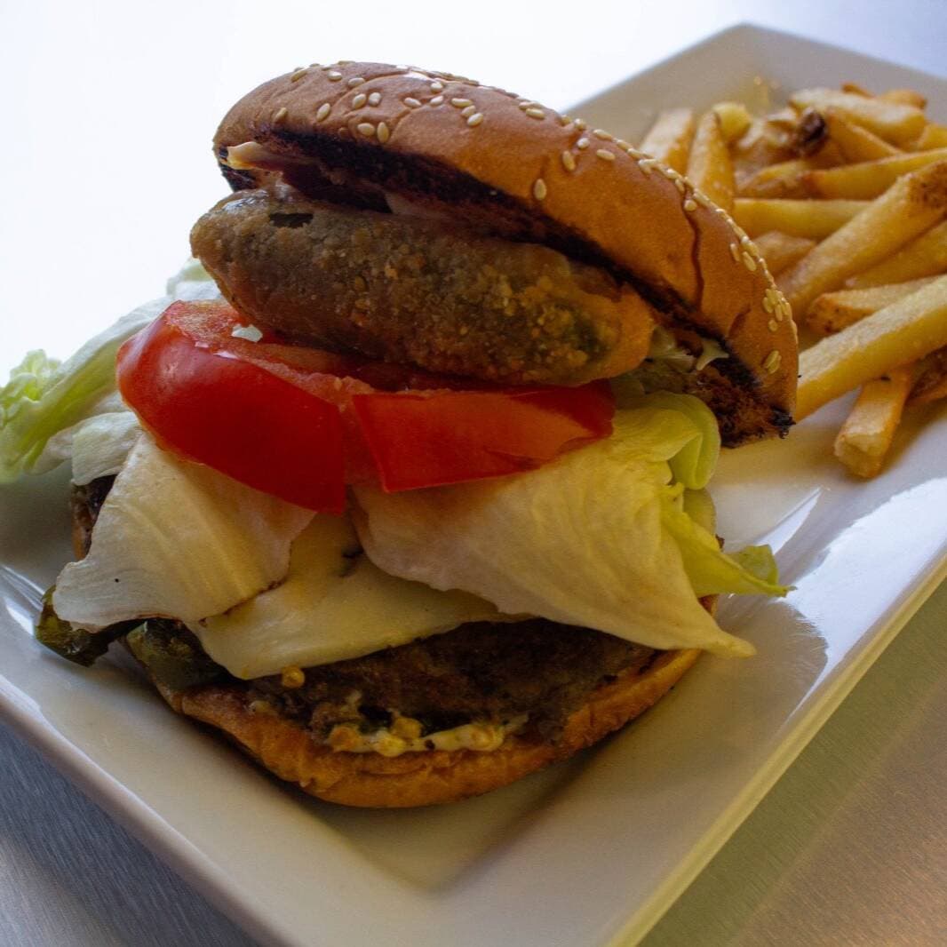 🎁Combo-Luigui Burger🍔+Papas🍟+Refresco🥤