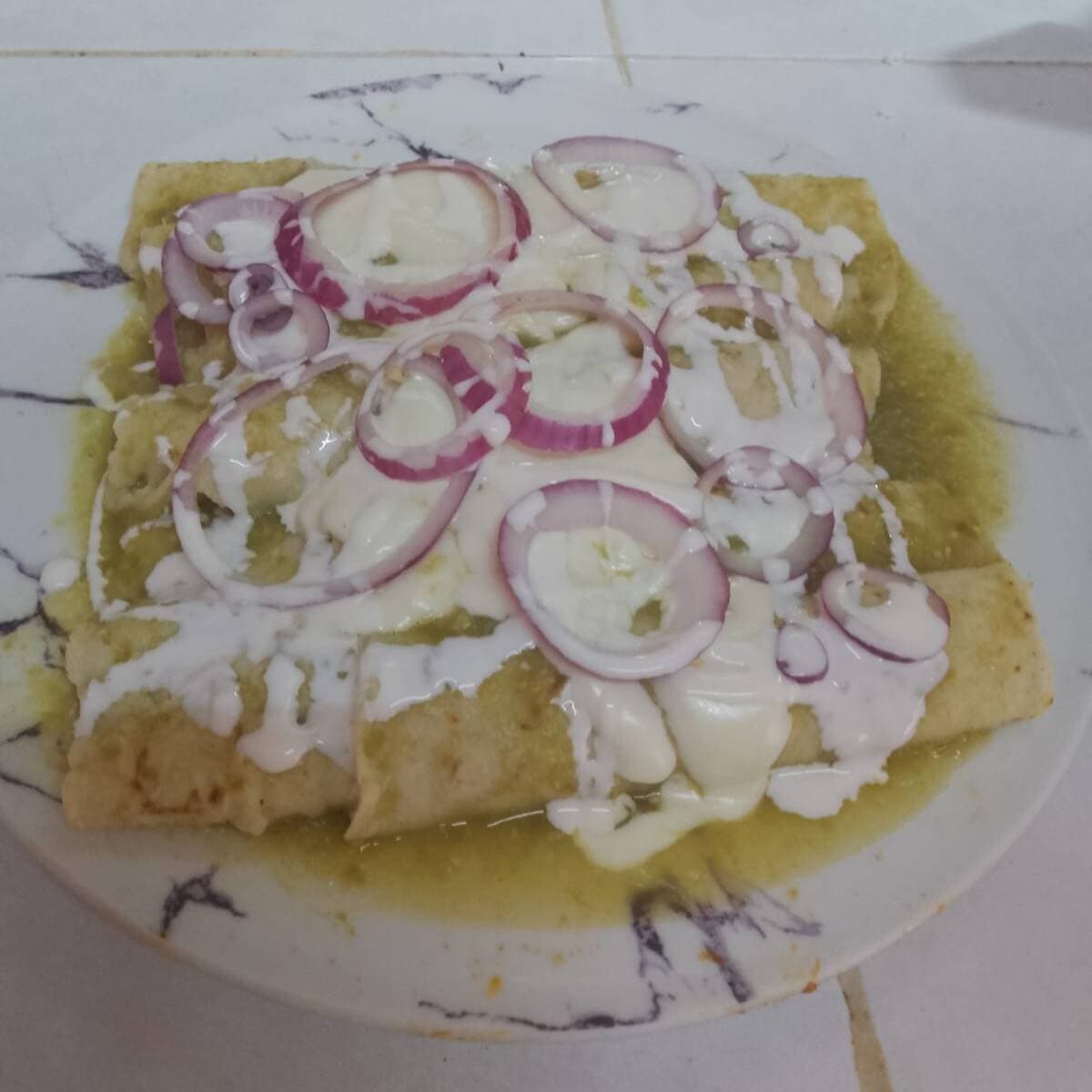 Enchiladas Suizas