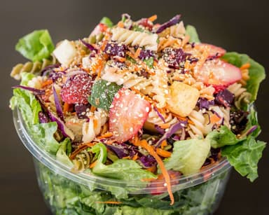 ENSALADA GRANDE + AGUA FRESCA