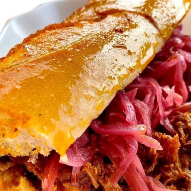 Torta de Cochinita Pibil
