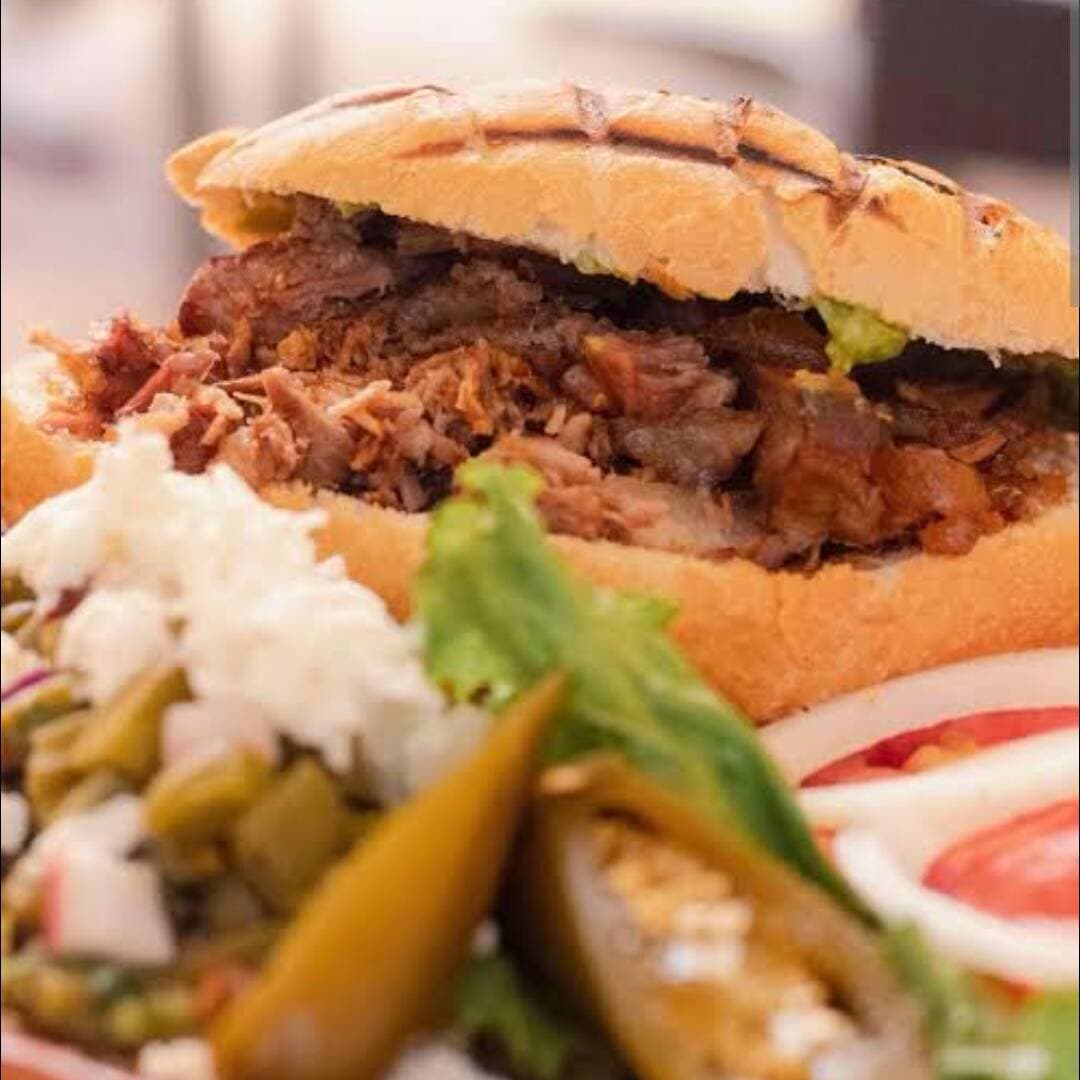 Torta de Carnita