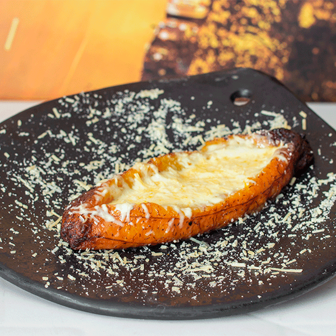 Madurito con Queso Gratinado