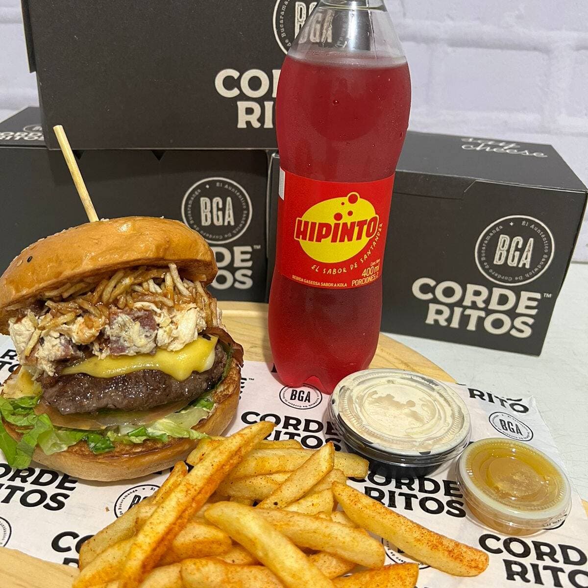 BURGER BLACK + GASEOSA