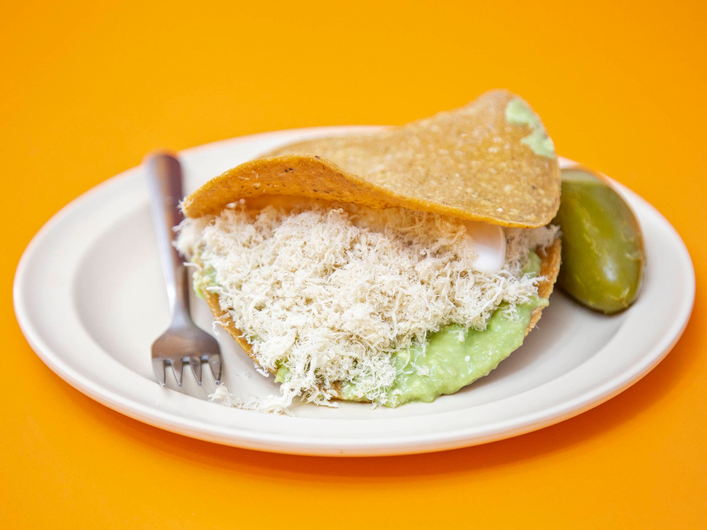 Combo 4-Tostada Sencilla + Consomé y Refresco 🔥