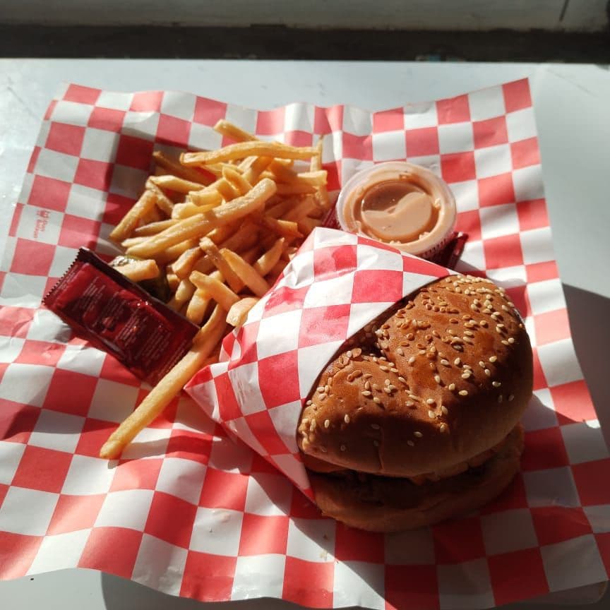 Hamburguesa de Pollo con Papas