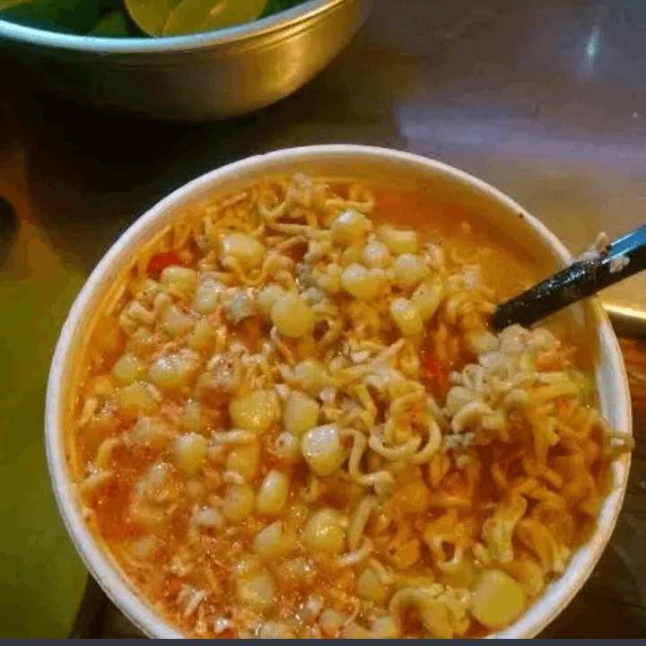 MARUCHAN CON ELOTE