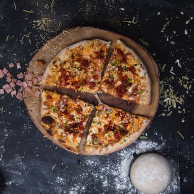 Pizza Carnes Lomo Salteado