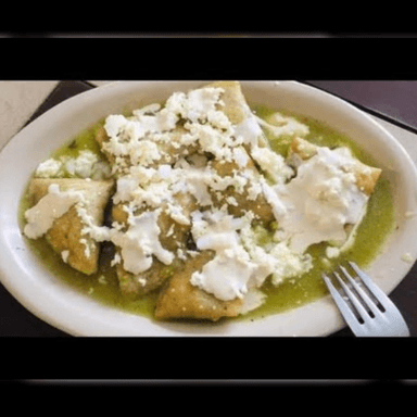 Chilaquiles rellenos GR