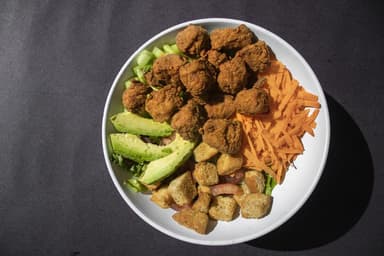 ENSALADA DE CHICHARRON DE ATUN