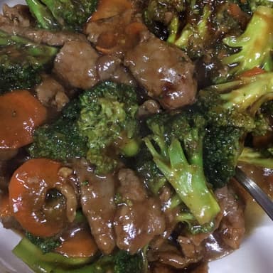 Almuerzo Carne Con Brócoli