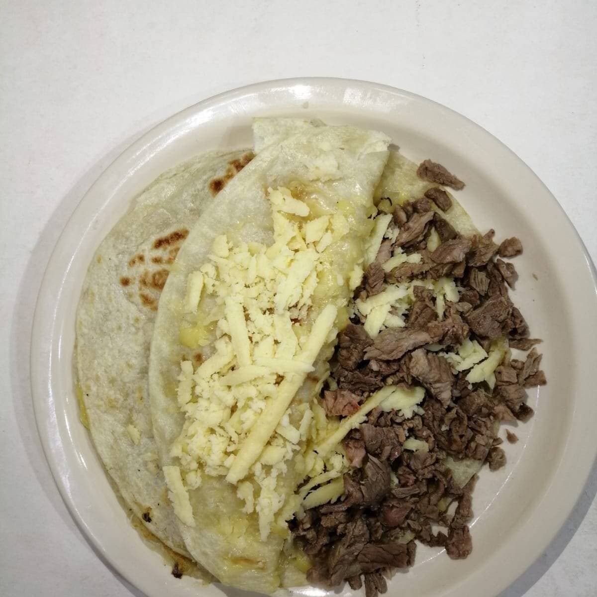 Quesadilla de bistec de res